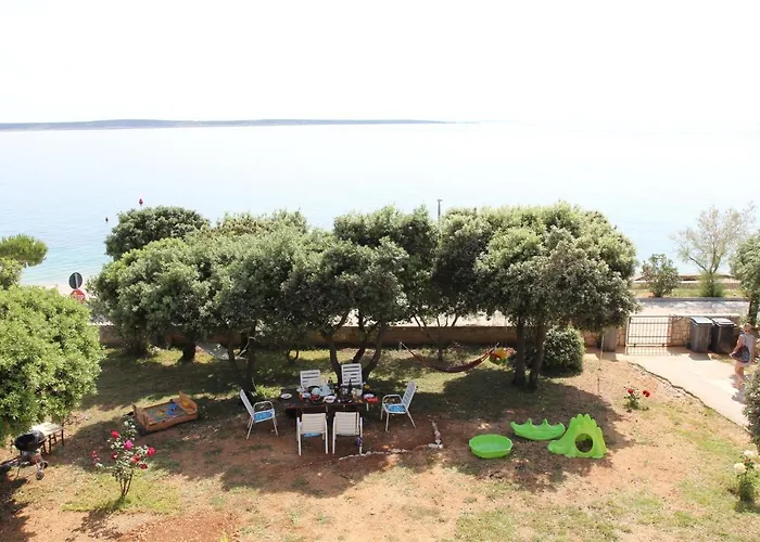 Apartament By The Sea Mandre, Pag - 8655 *