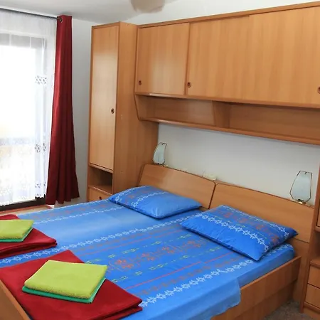 Апартаменты By The Sea Mandre, Pag - 8655 Колан